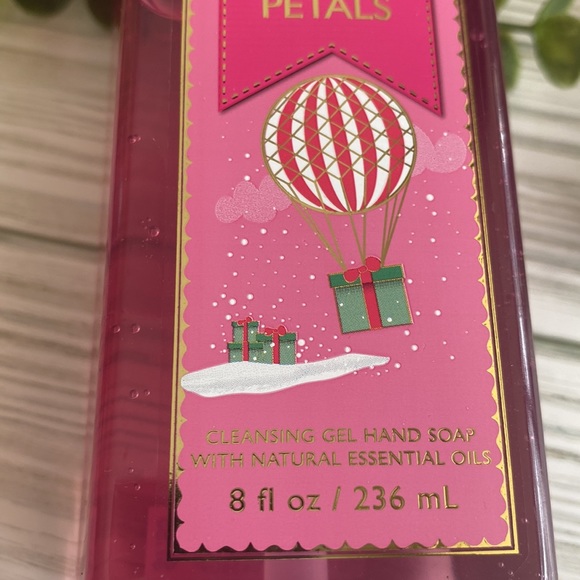 PINK TINSEL PETALS Cleansing Gel Hand Soap - Picture 2 of 3